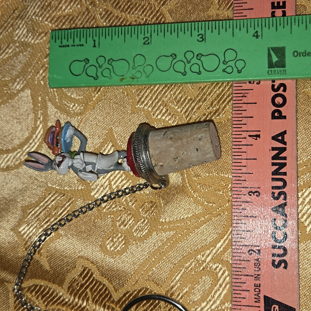 Bugs Bunny Warner Brothers Solid Pewter Wine Bottle Cork Stopper 1996